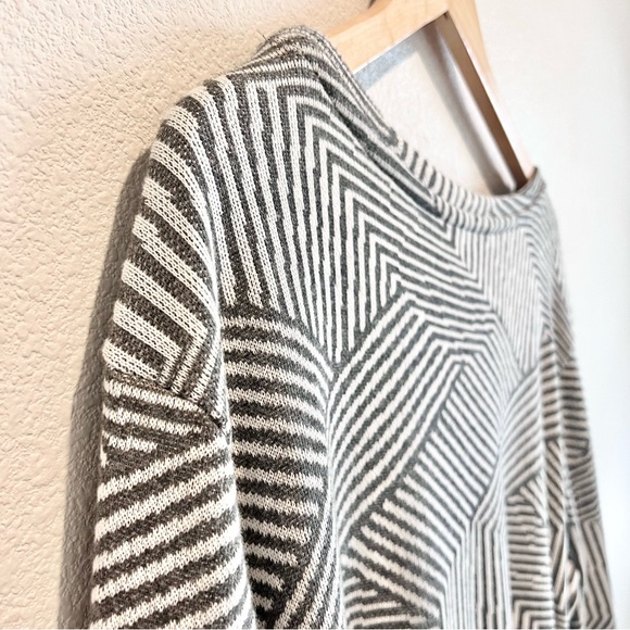 Ellen Tracy Women’s Gray Relaxed Fit Long Sleeve Jacquard Sweater Plus Size XXL - Picture 11 of 11